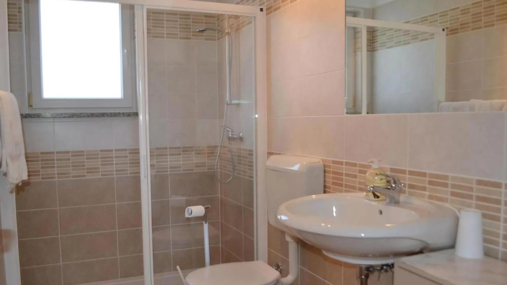 Klimatisierte Wohnung In Zambratija Mit Gepflegtem Garten Umag 0*,